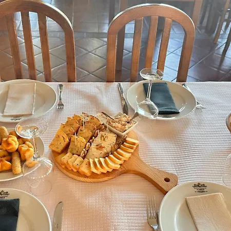 Residencial A Cista 호텔 *